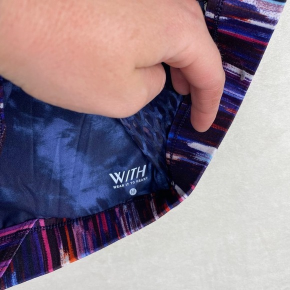 Peloton Melody High Neck Purple White Watercolor Print Sports Bra Size Medium - Picture 4 of 4